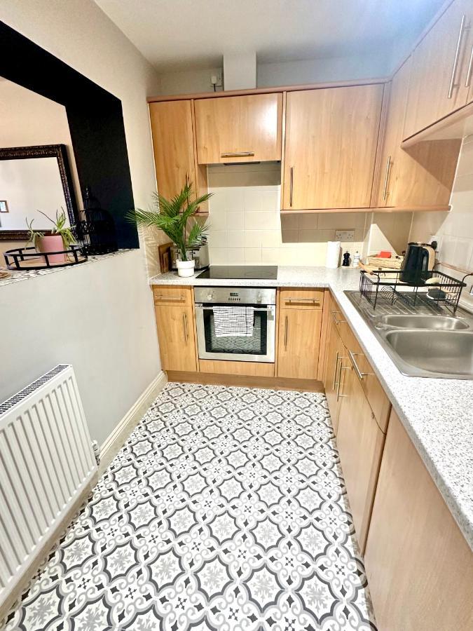 Wessex House - Cozy Town Centre Two Bedroom - Short Stroll To And Nightlife Apartment Bournemouth
